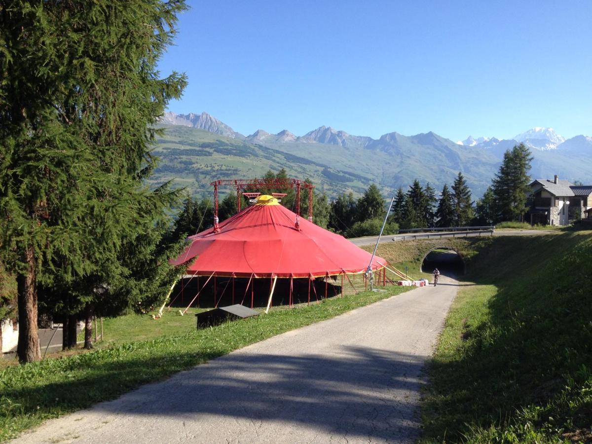 Chalet Miravidi, Montchavin-La Plagne, Jacuzzi & Sauna מראה חיצוני תמונה